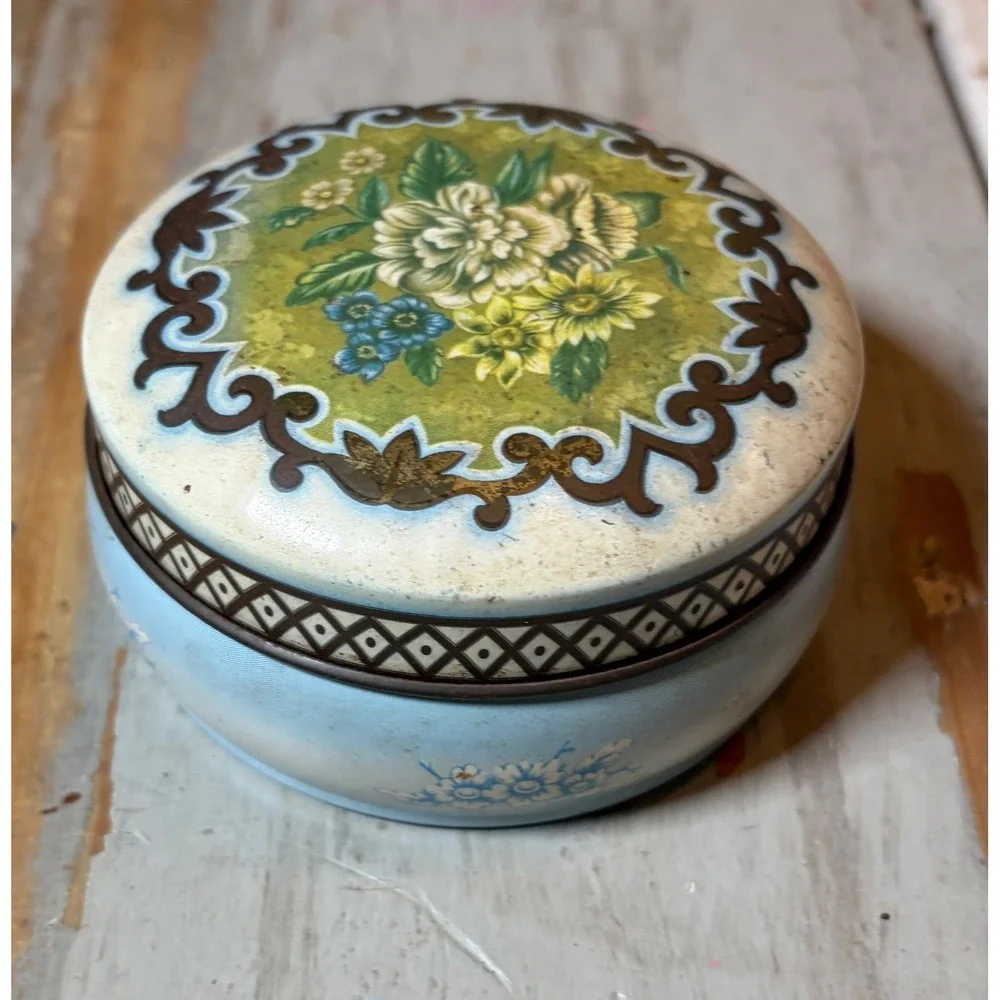 Vintage Daher Floral Round Tin Made In England Mid Century Modern Decor Trinket